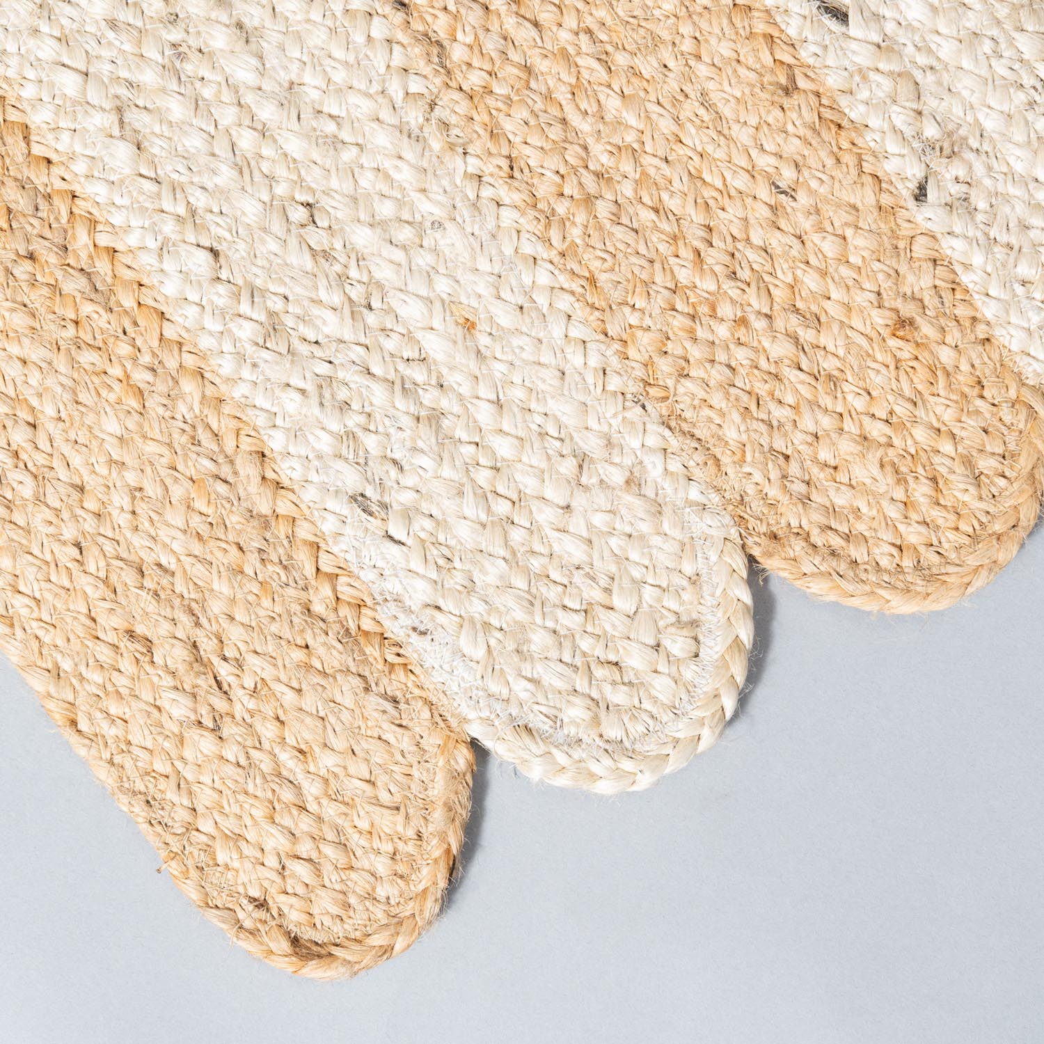 Ivory Seashell Scallop Runner - Image 4